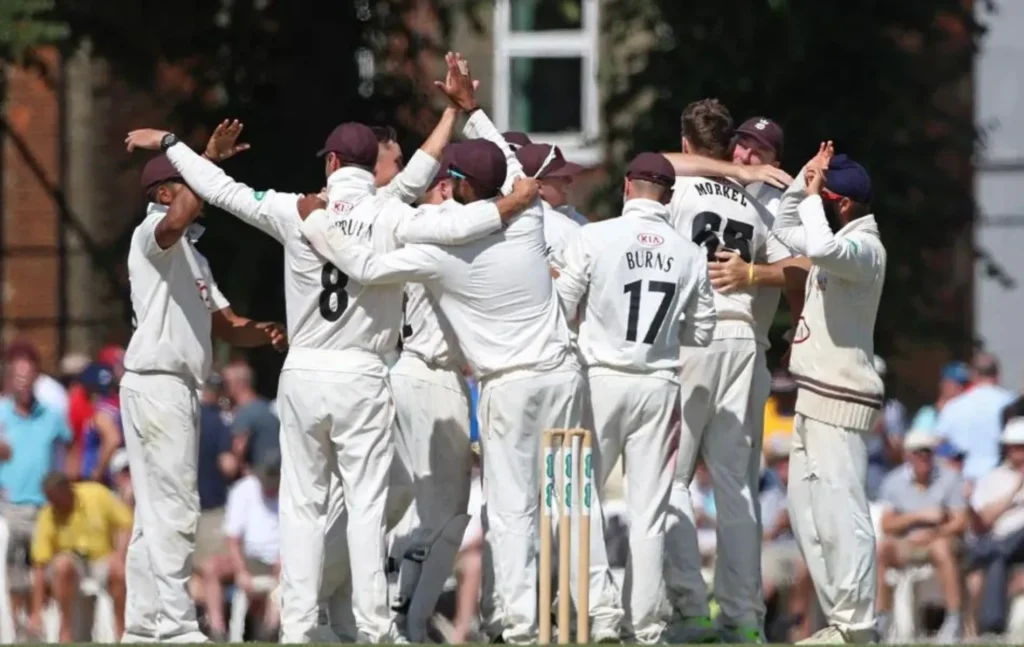 Surrey को अंतिम दिन 386 रनों की आवश्यकता है,